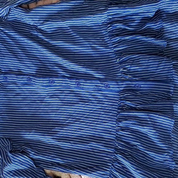 Off the shoulder top - Picture 2 of 9